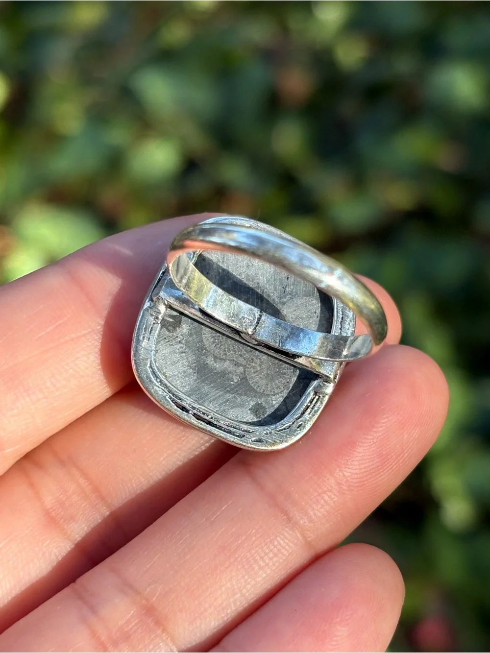 SIZE 12 Square Black Coral in Silver